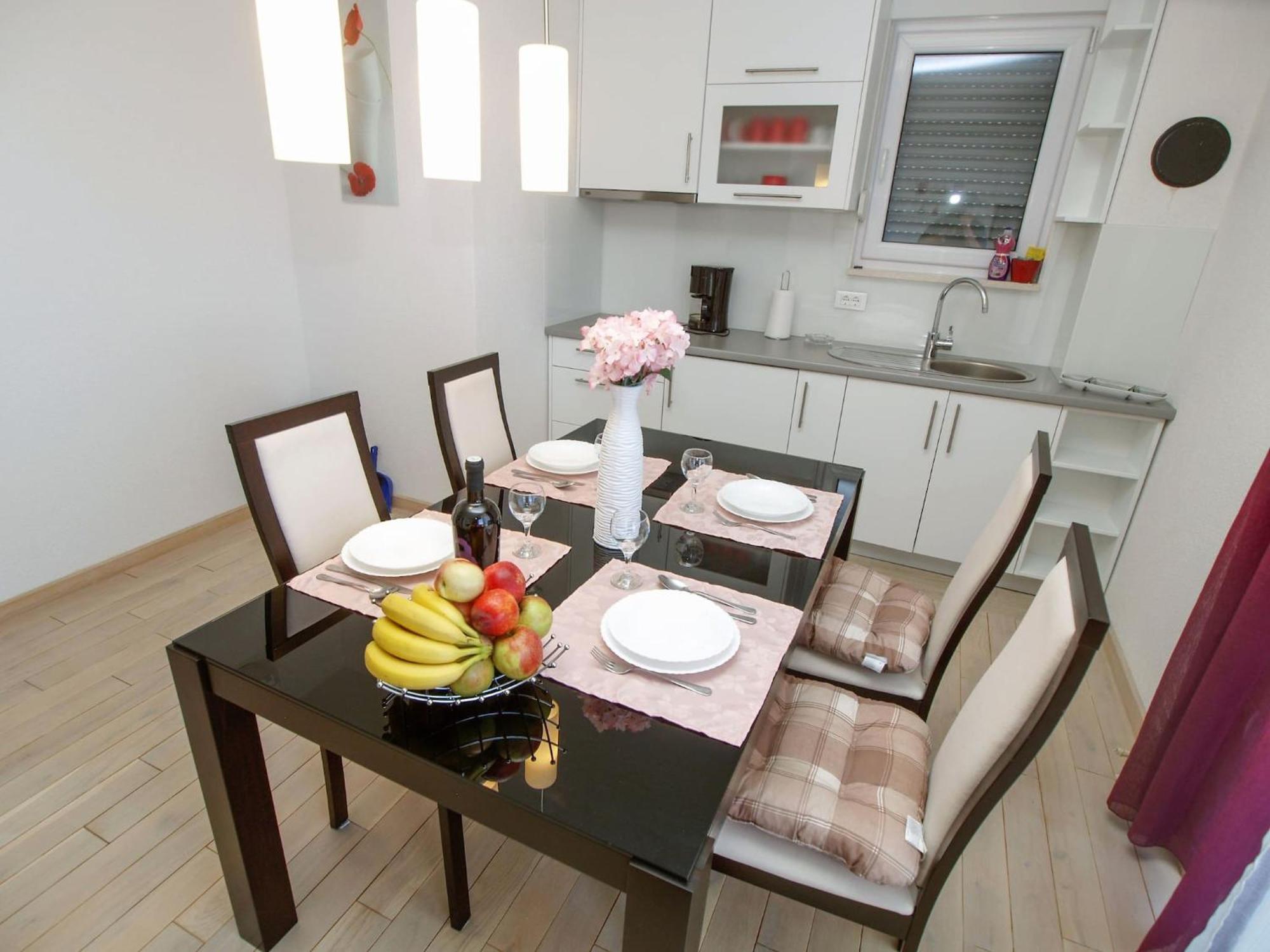Apartments Adria View Makarska Exterior photo
